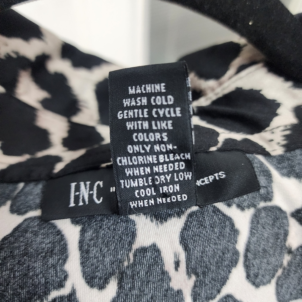 INC 3/4 Sleeve Animal Print Blouse Top XL - Picture 15 of 15
